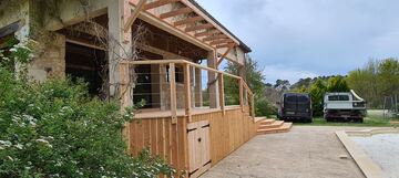 Réalisation d'une terrasse en bois à Eglise-neuve-de-vergt